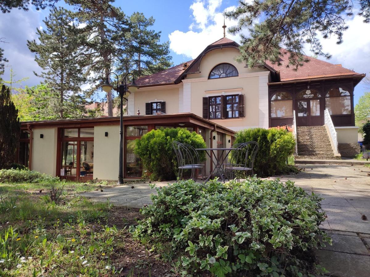 Imola Garden Vendeghaz Hotel Balatonfüred Екстериор снимка