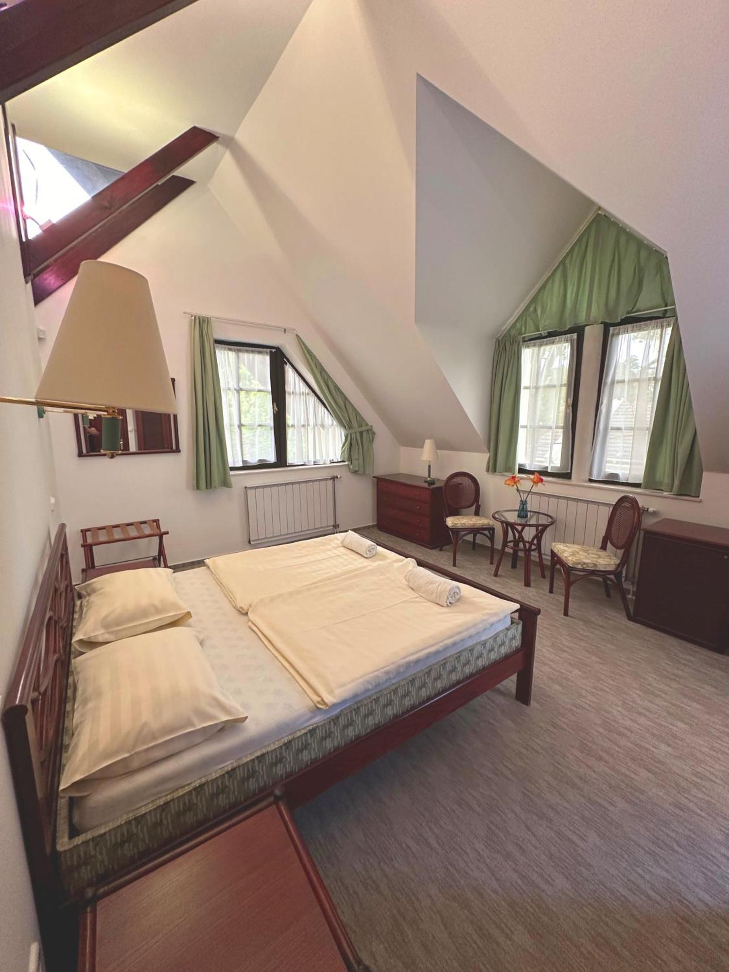 Imola Garden Vendeghaz Hotel Balatonfüred Екстериор снимка